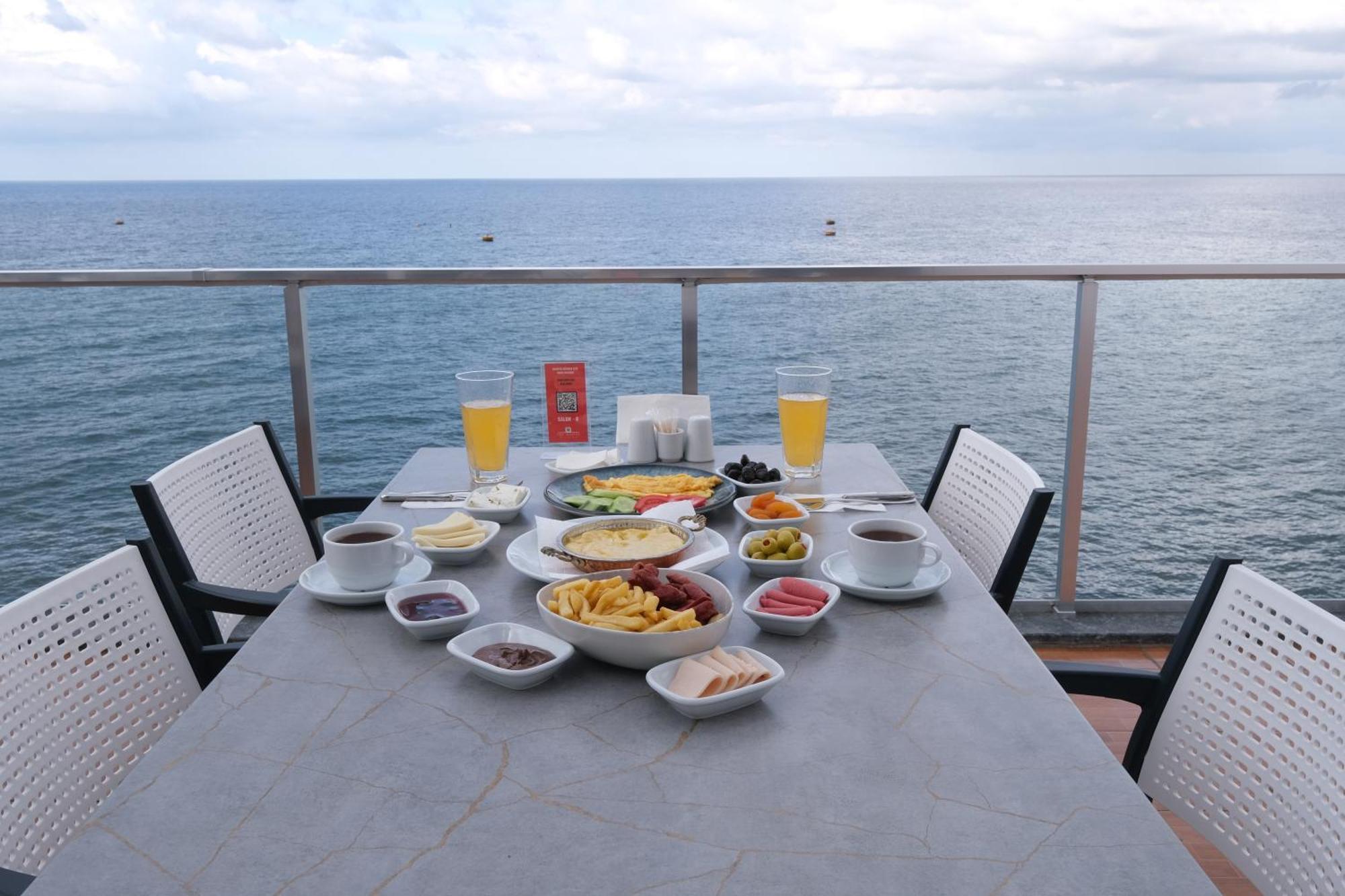 The Marine Hotel Trabzon Exterior foto